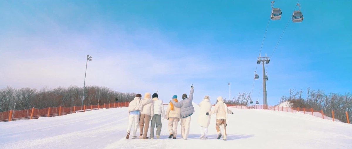 Ngày mới tốt lành ! 

#BBMAsTopSocial <a href="/BTS_twt/">방탄소년단</a>