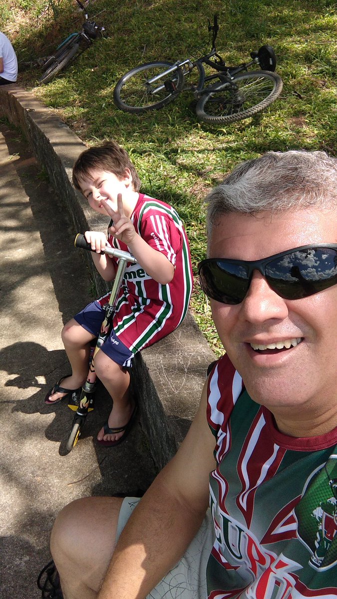 tononadm's tweet photo. Vamos Fluzão.. #flunaconmeboltv @BraveTricolor @FluminenseFC @bravo52oficial #torcidadoflu https://t.co/b6GqoYuTAZ