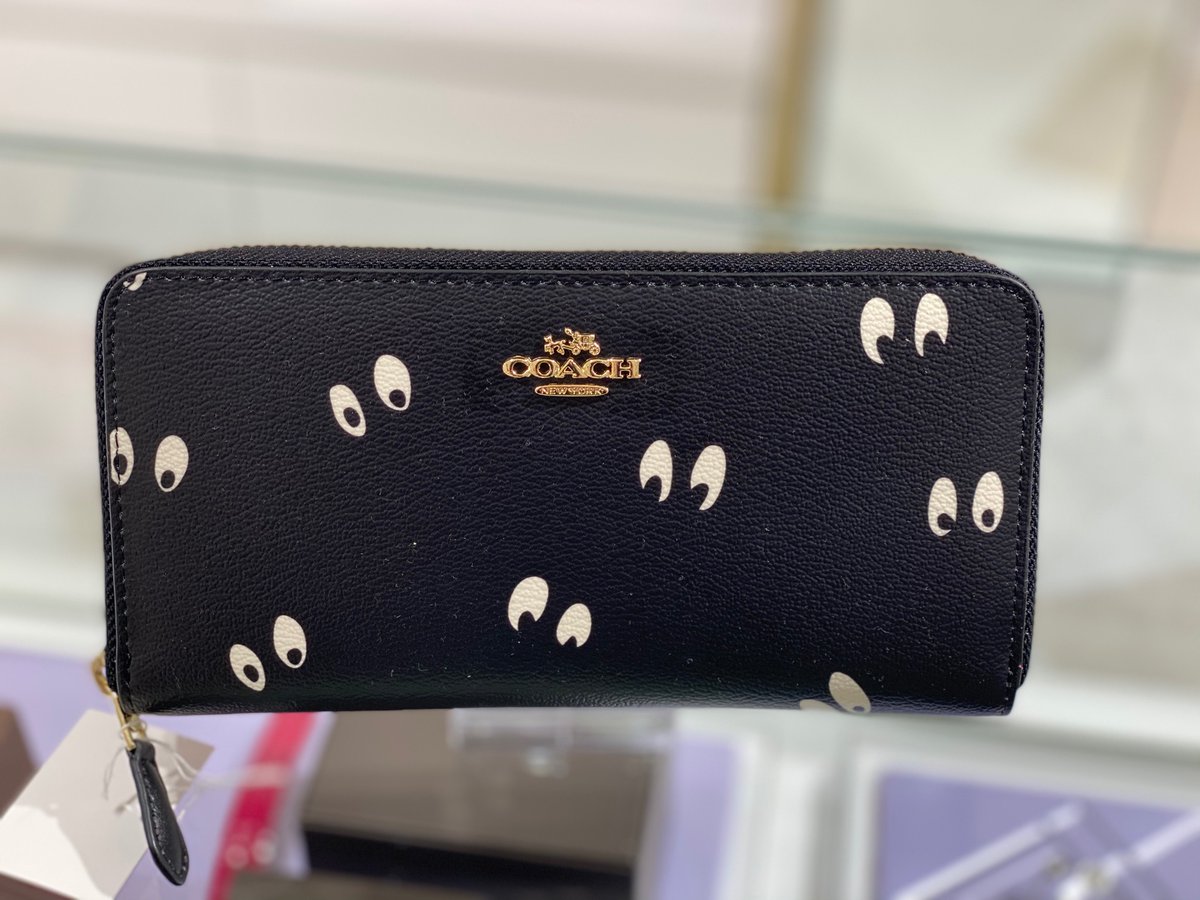 ラフテル 津田沼parco店 おはようございます ラフテル津田沼parco店です 今回ご紹介する商品はこちら コーチの ディズニーコラボ財布取り揃えております ディズニー好きにはたまらない商品ですよね 是非皆様のご来店お待ちしております