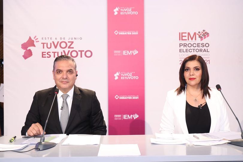 IEMichoacan's tweet photo. 🟪 Agradecemos y reconocemos la participación de los moderadores en este debate a los comunicadores y destacados periodistas Daniela Flores y Víctor Americano
#2Debate 🗣
#TuVozEsTuVoto
#DebateMichoacán2021
#IEM
#ProcesoElectoral https://t.co/bqHBlJ0AnC