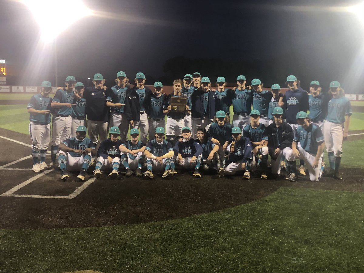 creasyl_rcshsc's tweet photo. Congratulations @SiegelBaseball_ @SiegelBaseball_ District 7-AAA champions.  @SiegelAthletics @SiegelHighStars https://t.co/LkB5Yq6GVo