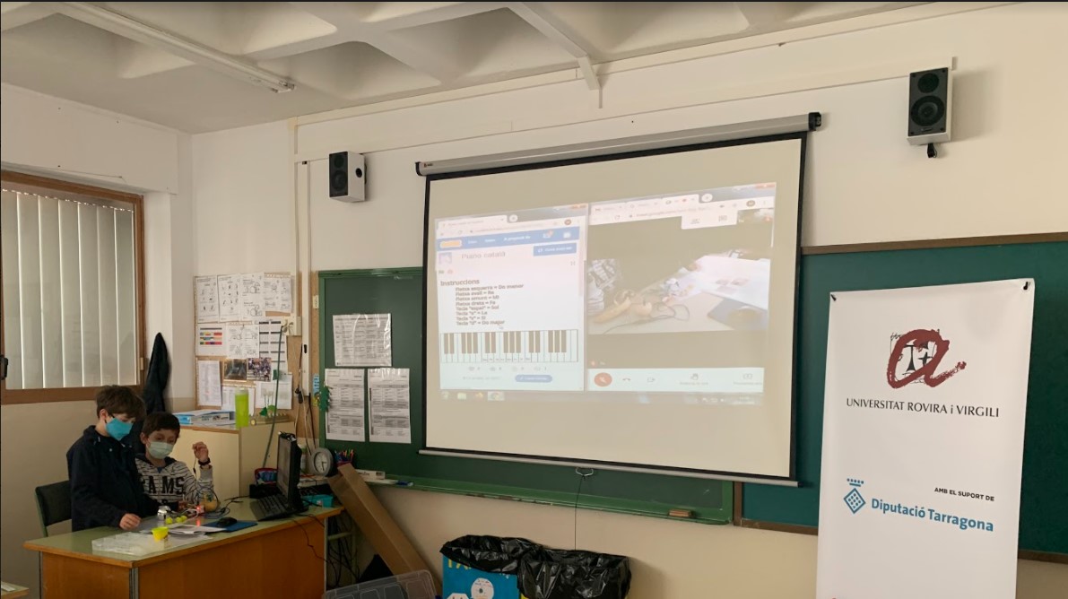 AliancaStem's tweet photo. 👏👏Felicitats a @ECesarAugust, @e3005595, @EscolaSaavedra, @IEDMangrane, Ins. La Mar de la Frau com a finalistes de la #CodeWeek @universitatURV @etseURV @Dipta_cat. Gràcies a tots els centres participants per la gran tasca realitzada. Ens veiem dilluns a la final!. #ActitudSTEM https://t.co/nwgmmgOL9E