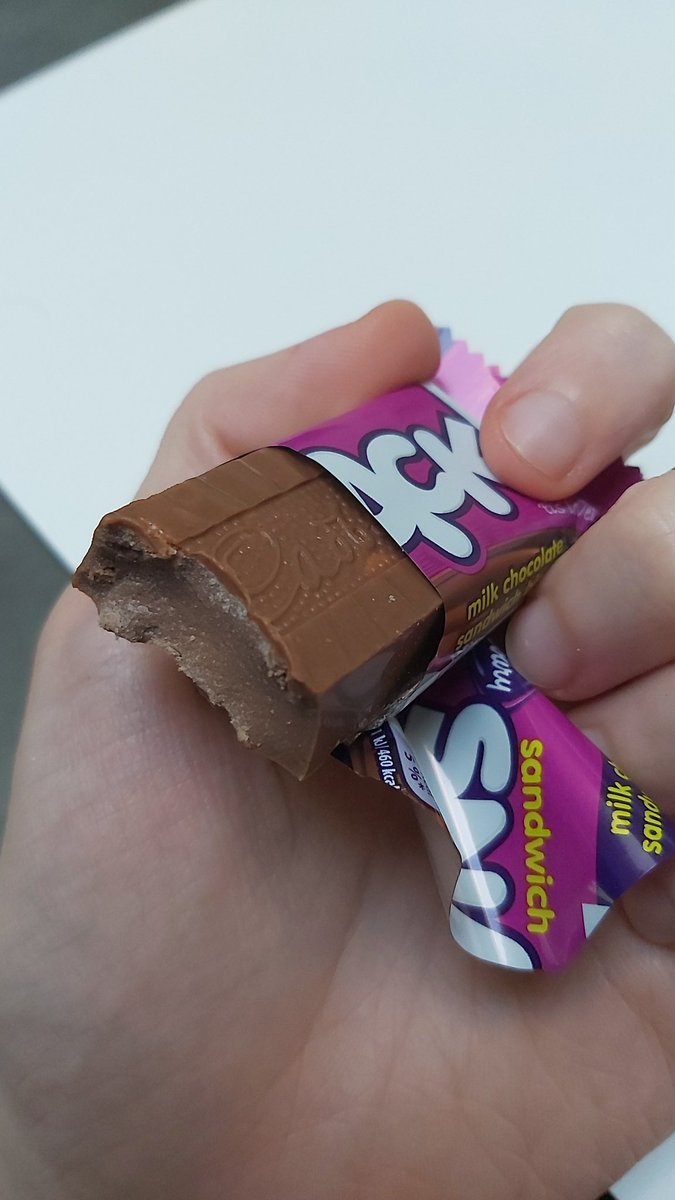 SaikyouSenshu74's tweet photo. @CadburyIreland did I win the lottery? 🤔 https://t.co/0oRYadXAUn