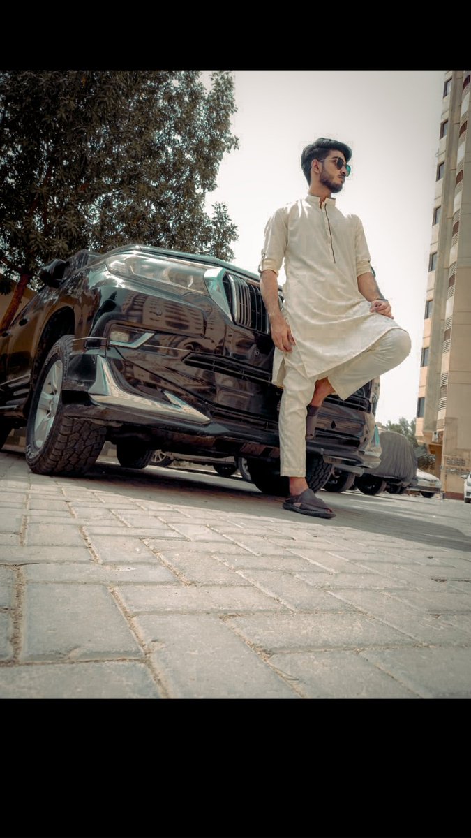 AliLovesCoding's tweet image. EID MUBARAK❤
