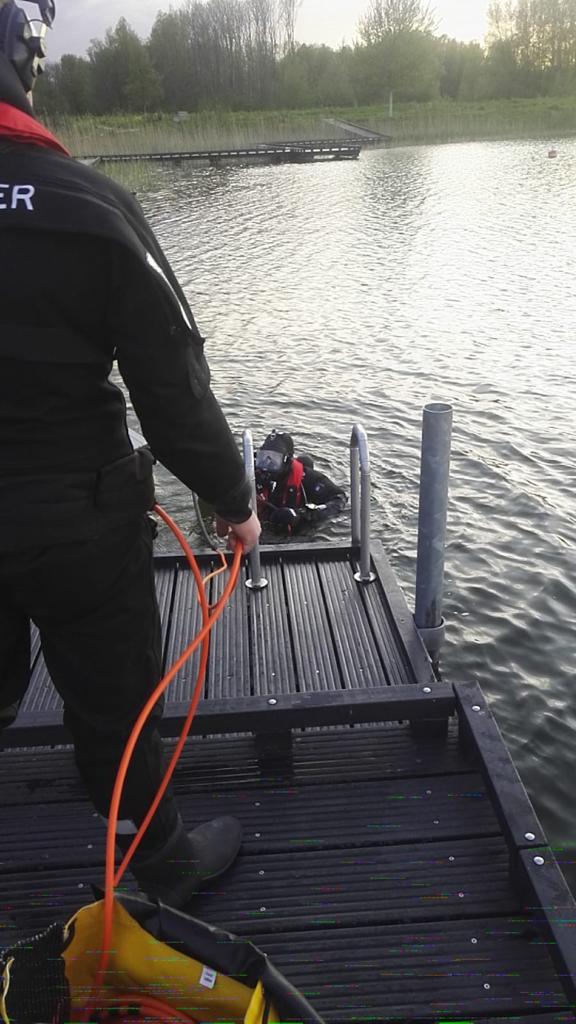 1e buitenwaterduik van de duikers in opleiding <a href="/brandweerflevo/">Brandweer Flevoland</a>.
Als trajectbegeleider hoor je hier bij te zijn. Trots op de toppers.