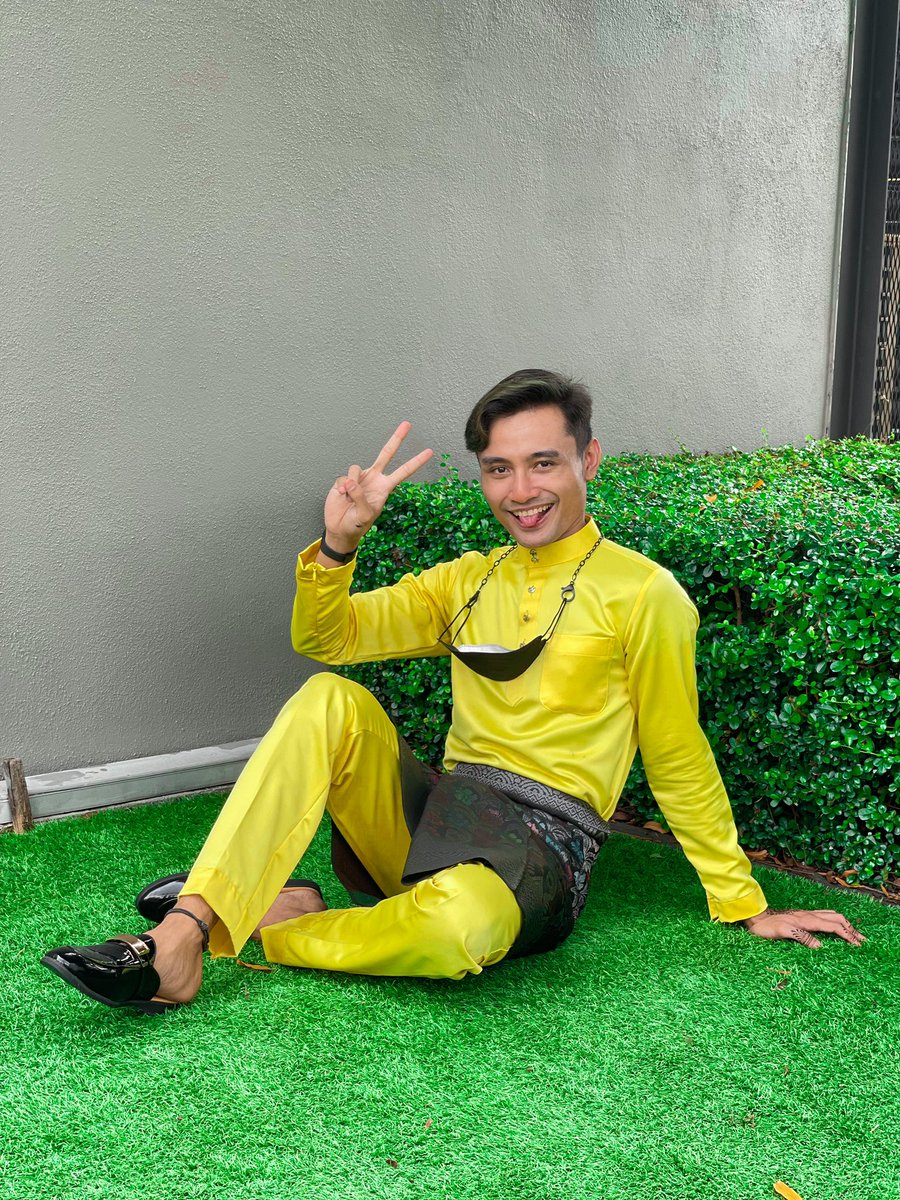 kuehafiz's tweet photo. Mat Ayi Aye..maaf zahir dan batin #teamrayakuning #teamrayaselangor #teamrayaPKP #teambulanbintang https://t.co/gvBDEx1e2l