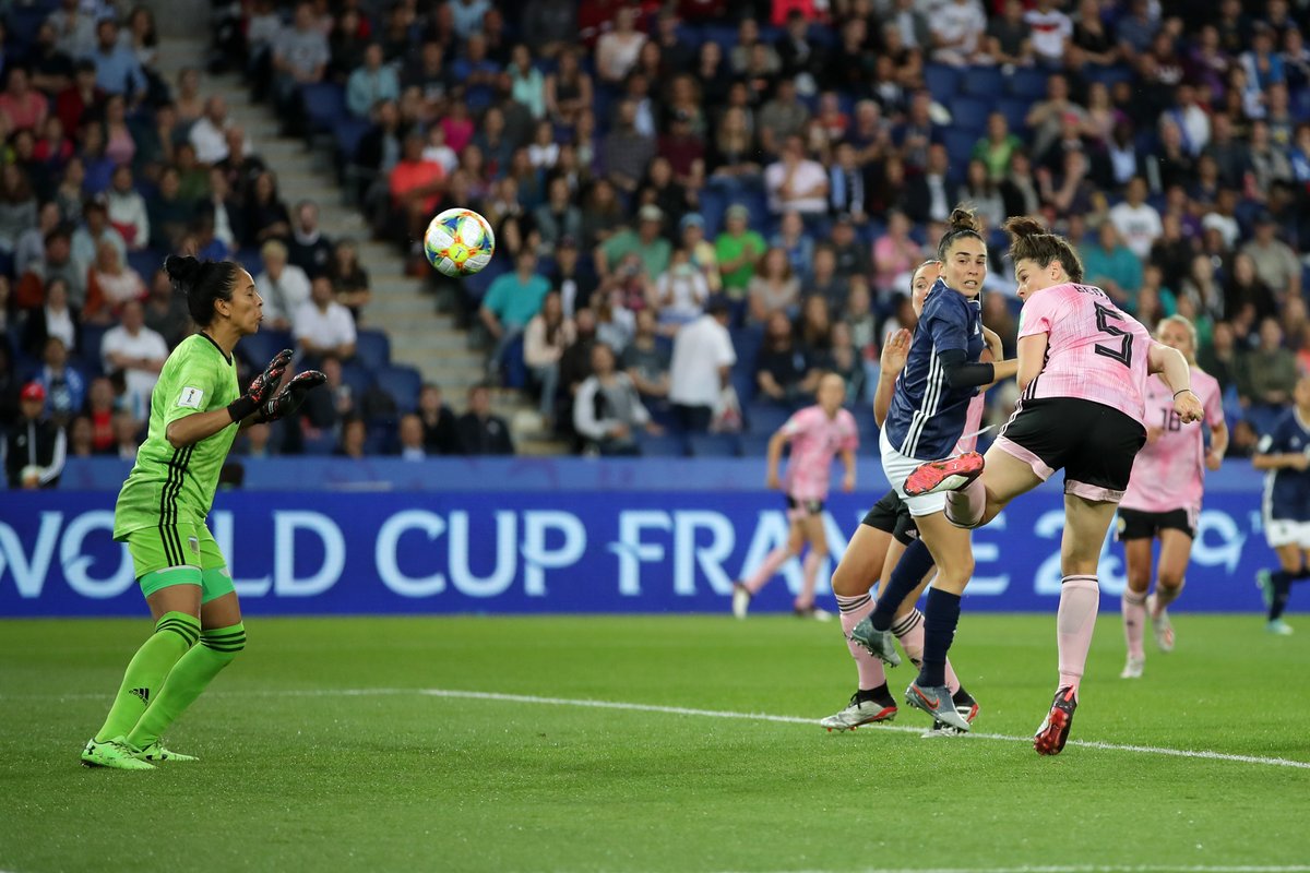 FIFAWWC's tweet photo. 🤔 How many defenders can say they netted for their country as a 17-year-old?

🙋‍♀️ Jen Beattie did in 2008 and was still scoring for Scotland at the last #FIFAWWC

🥳 Today it's time for her to celebrate something else. Happy 30th birthday, @jbeattie91!

@ScotlandNT | @ArsenalWFC https://t.co/35DPgsAXrr