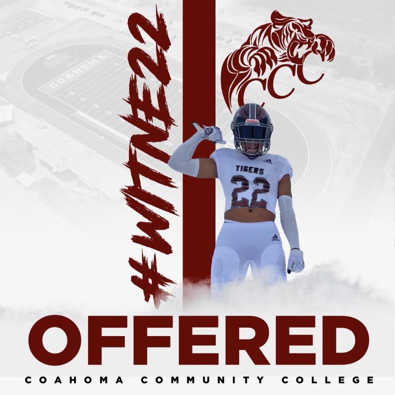 Blessed to receive an offer from Coahoma CC!! <a href="/CoachPPrice/">Pearce Price</a> 🐅 #GoTigers