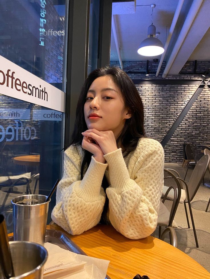 Haii, gua jjo, gua bru main rp twt nih, bleh mntol ajarin?

Fmbest?dm sja

#roleplayerindonesia #roleplayeraccount #roleplayerkpop