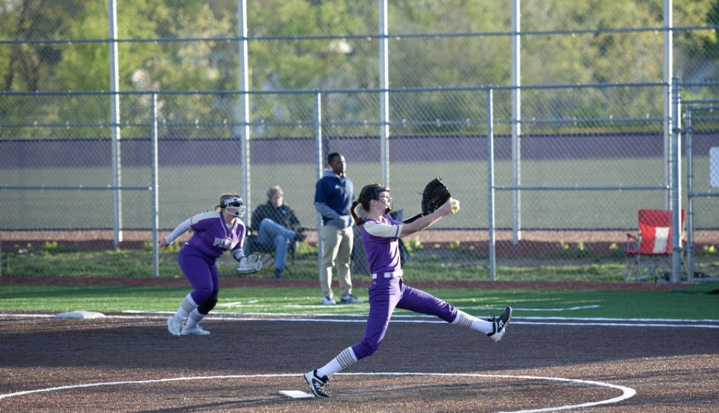 Plum Softball had a quick game today against Penn Hills 10-0🔥🥎😈 still looking to win the section #stanggang 

Kendall James- 2 hits and 2 RBIs
Fran Beighley 2 hits 
Jaralyn Kinkaid- 2 RBIs