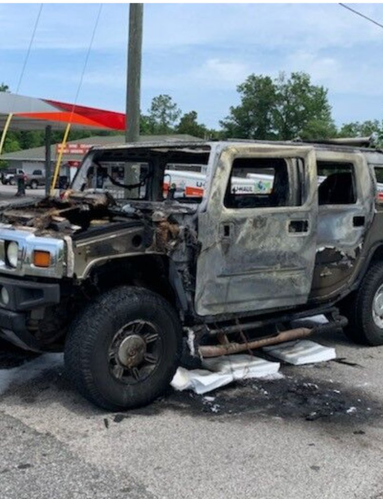 Im in a small cty in FL. We rarely see the craziness that the rest of the country does. That changed today. About 1 mi from me an idiot in a Hummer pulled up to the gas pumps and filled a Rubbermaid container full of gas. Put it in his car and lit up a cigarette. Hummer destroyed