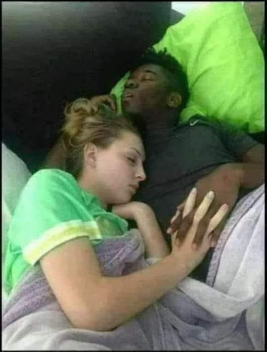 44 بحر وسبع قارات 😹
وماعندي حبيبه 
وهاد  <a href="/j16778623/">αℓвαяиαs</a> المفحم حاضن قمر <a href="/cu_z9j/">🆁🅷🅸🆀</a> ونايم .
وقفو -الكرة-الأرضية انا-بدي-انزل- 🙃🤣🤣🤣🤣🤣🤣🤣