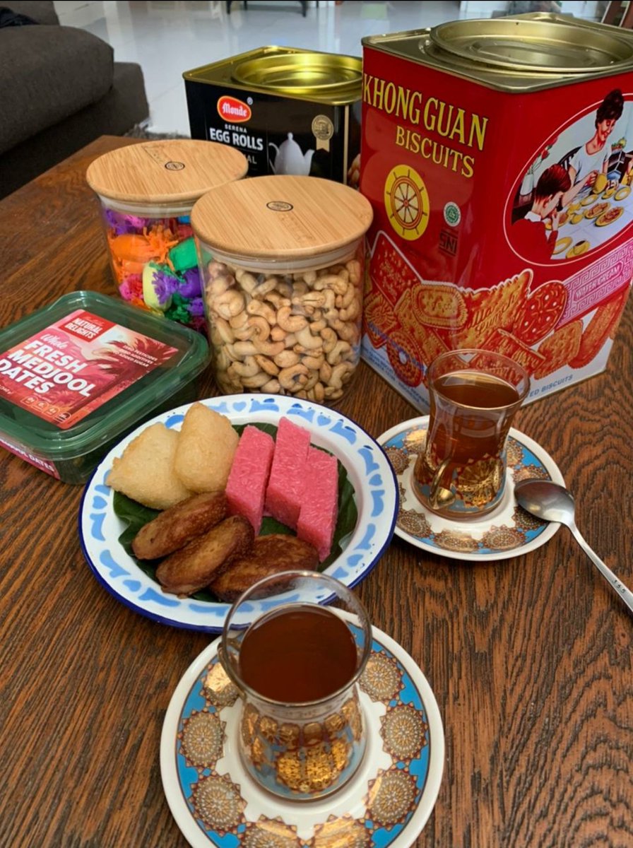 "Hari raya bukanlah milik mereka yg pakaiannya baru, akan tetapi......"

🕌 Selamat Idul Fitri 1442 H 🕌
🙏 mohon maaf lahir dan batin 🙏