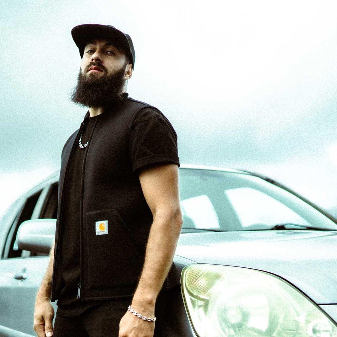 DEEJAYONEMAT's tweet photo. Question Bête
Réponse Idiote
By Di Panda Ombpi
Real & Behind the scenes
By L’indoustrie
Full Support
https://t.co/6zhVyPjUzq
Wearing
By Carhartt Work In Progress
#QBRI #DiPanda #Onemat #Lindoustrie #Music #lifestyle #carhartt #laréunion #behindthescenes #movies #model https://t.co/EQPpxQY0Ar