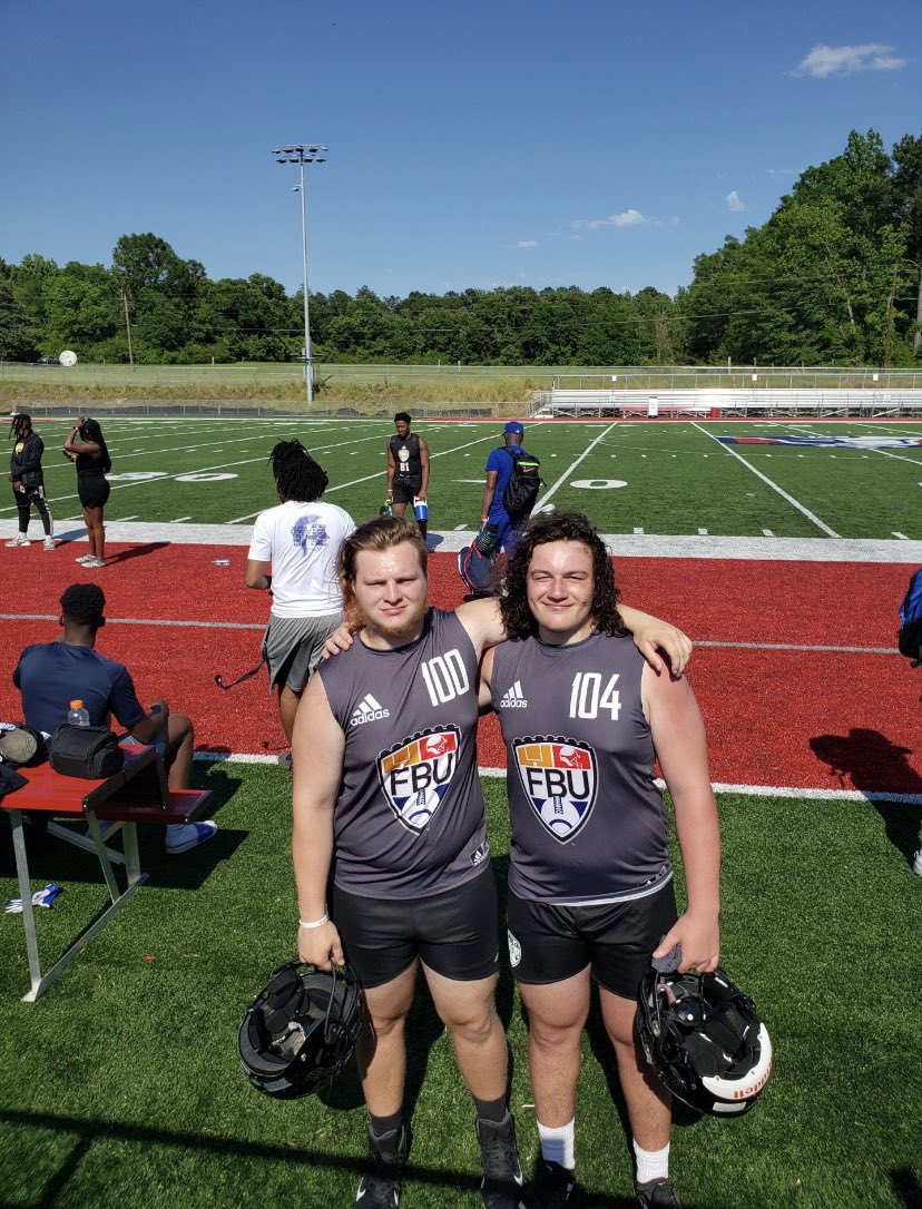 CalebMAkers79's tweet photo. Thank you to @FBUcamp for the opportunity to work and make myself better. @BLester1993 @NHSRaidersFB https://t.co/RYYAztiCUP