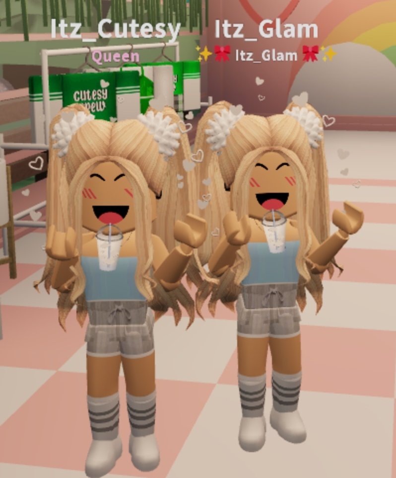 CutesyxGlam tweet media
