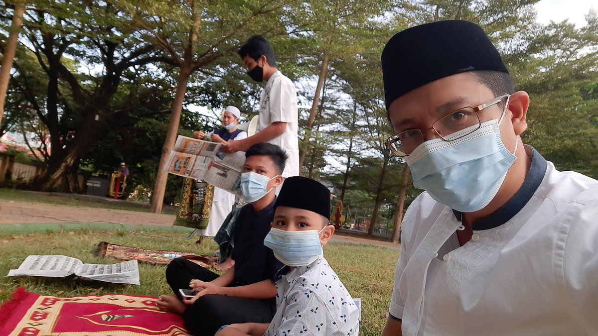 HaeruddinNurman's tweet photo. #SelfieLebaran https://t.co/jtXL7DswPU