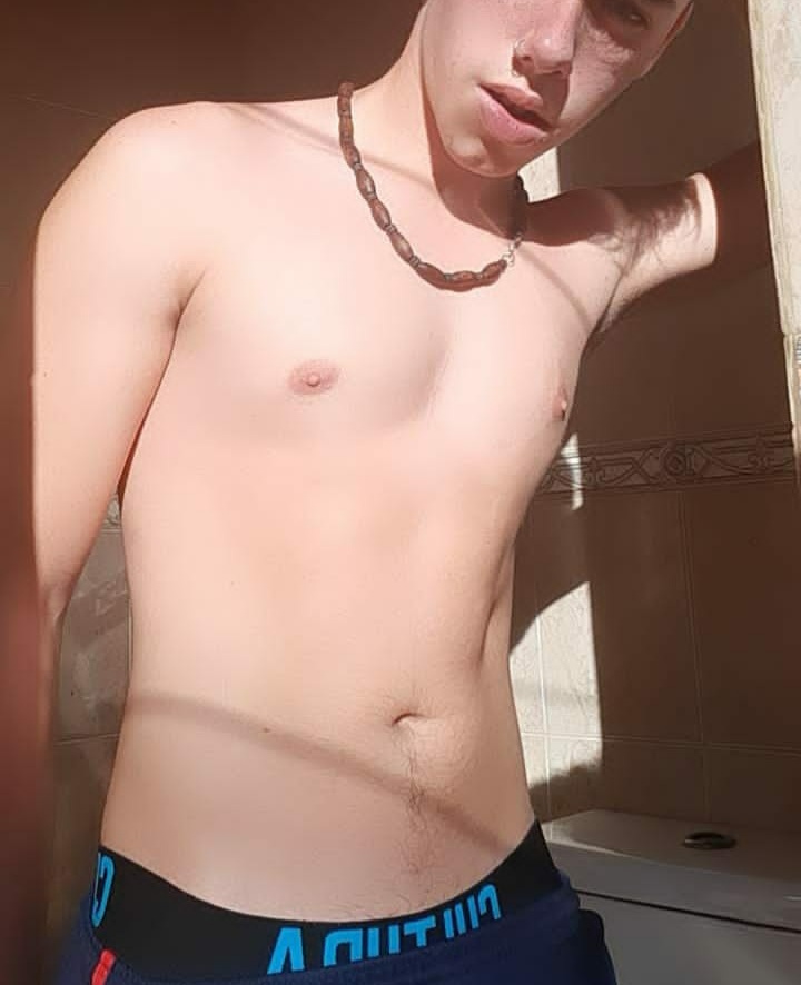 Andy75882969's tweet photo. Me hace falta compañía 👀 https://t.co/GYnTjhED6q