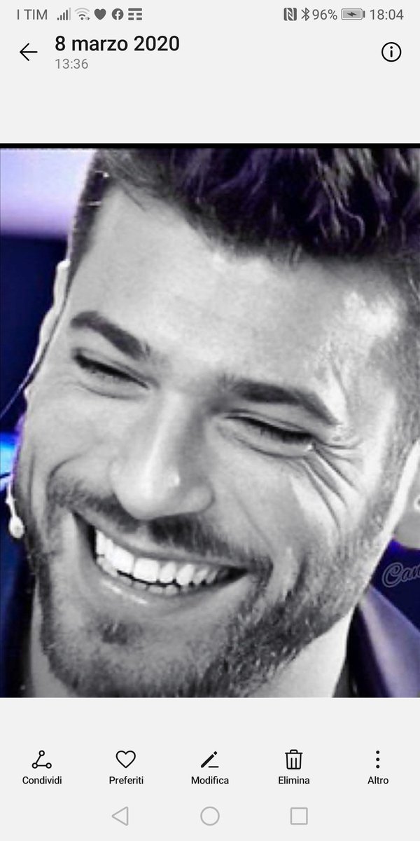 Nerella27599185's tweet photo. Esserci quando è il momento..
e non  quando  hai  un momento
è qui la differenza .
Iniziamo questo giovedì con
il sorriso più bello dell'universo
Buona giornata 🤗😉❤️
#CanYaman #persempreconte https://t.co/OrY9l0hmh6