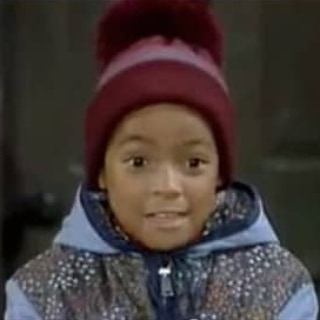 MBBlack's tweet photo. #Happy52ndBirthday to the #Legendary and #Iconic #Actress #Prodcuer #Director #BlackQueen👑 that I saw grew up with such TV Shows as #BabyImBack #TheFactsofLife and #LivingSingle Miss #KimFields @KimVFields 🎂🎁🎈🎉🎊❤💸📺🎥🎶😀😃 https://t.co/ueVOK59C6U