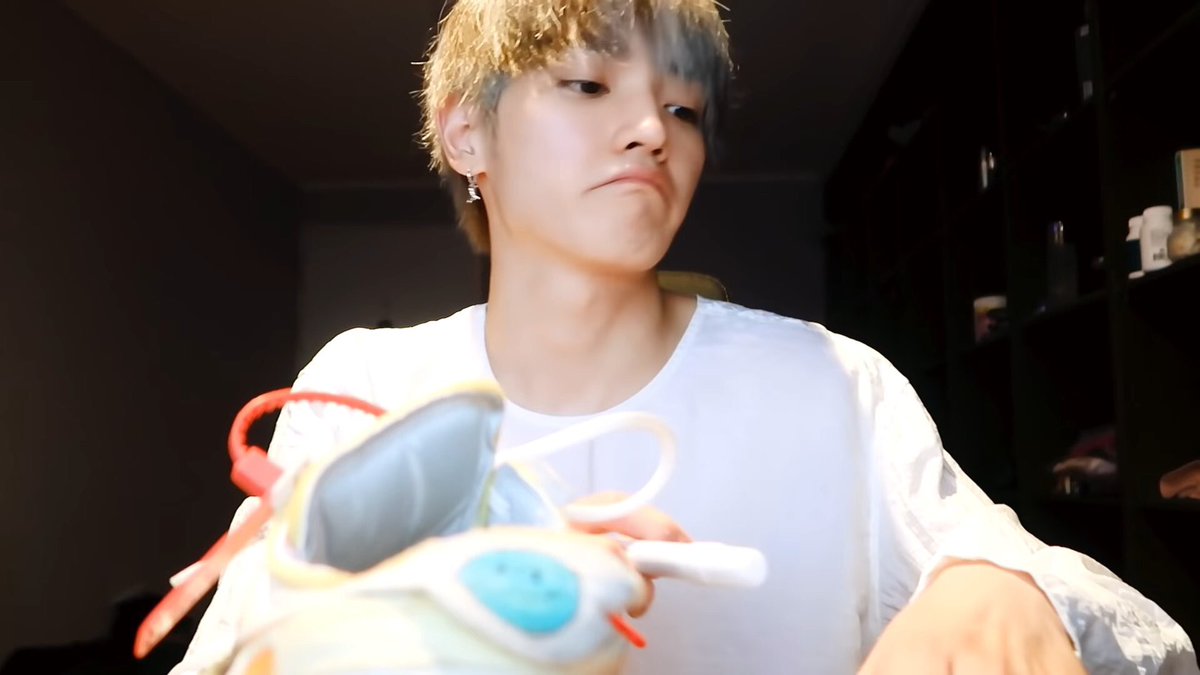 PL67TL's tweet photo. ไม่พอใจที่สุด ดูหน้าด้วย ฮึ! https://t.co/isWI83brXD