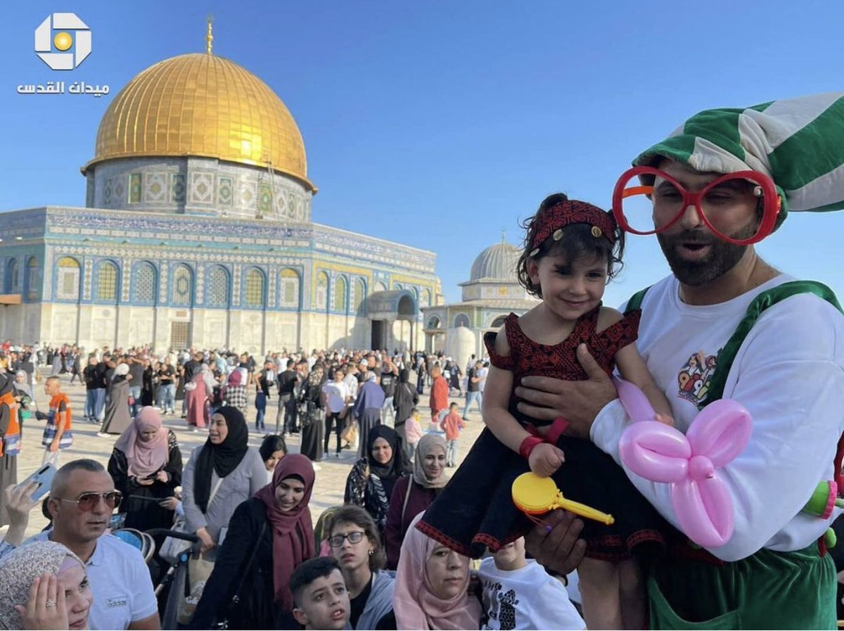 Timesofgaza's tweet photo. Some refreshing pictures of Eid celebrations at Al-Aqsa. #EidAlFitr 🇵🇸♥️ https://t.co/Fwwu1ZoG9Z