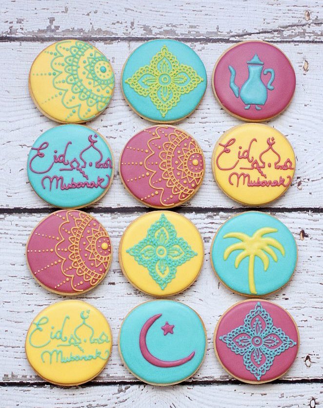 Oiheba's tweet photo. #senses #eidmubarak #alltogether #sweetfood #mission #transformation #awareness #consciousness #OihebaBensaâd https://t.co/tX0InGzDfD