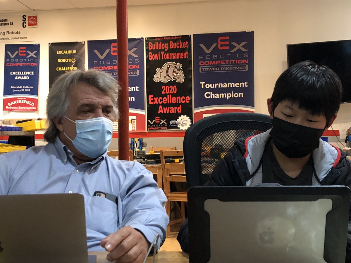 It’s not Thanksgiving day yet, but we want to thank our amazing coaches who are responsible for inspiring our #WorldClass young robotics competition teams reaching high goals every day! #VexWorlds #STEM #Robotics #rollingrobots