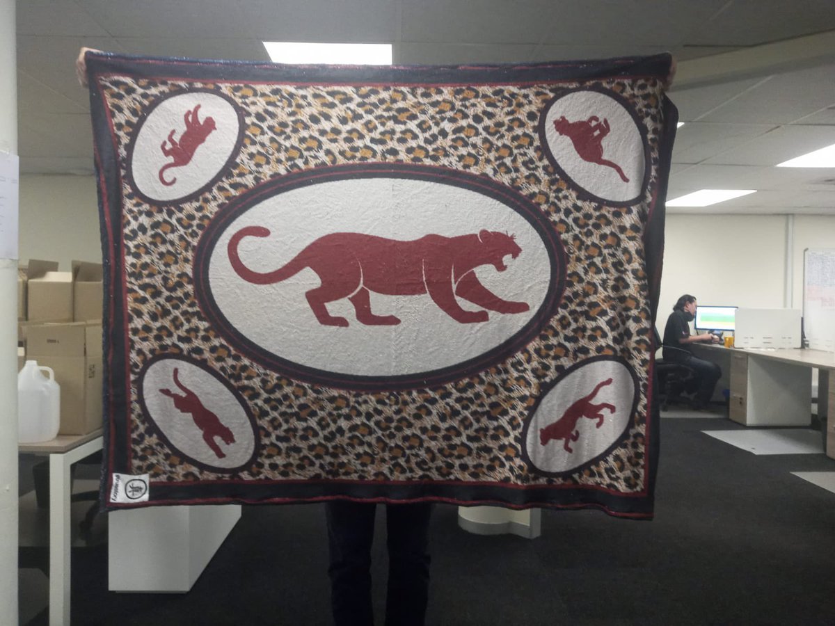 karabo_juju's tweet photo. Good morning Thursday #kangafleezeblankets #HouseofBadimo ##truestorykanga @Kitmediasoluti1 https://t.co/wG86lAjW9H https://t.co/oInsTrUMy1