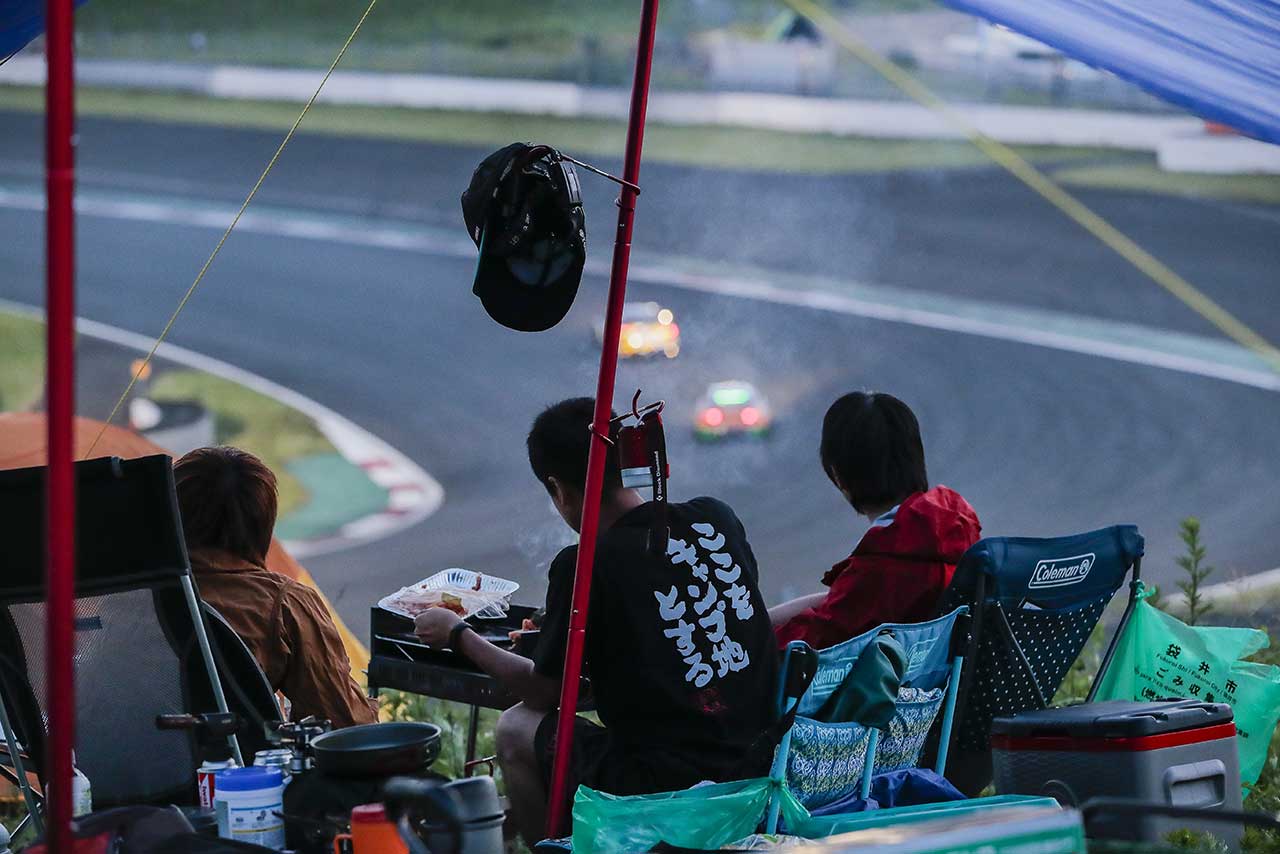 Autosport Web オートスポーツweb 富士super Tec 24時間レースはキャンプで 海外 24時間レースでは定番観戦スタイル T Co Arpccnlcip S耐 スーパー耐久 Supertaikyu 富士24時間 富士スピードウェイ キャンプ T Co Iwuq1xmia0 Twitter