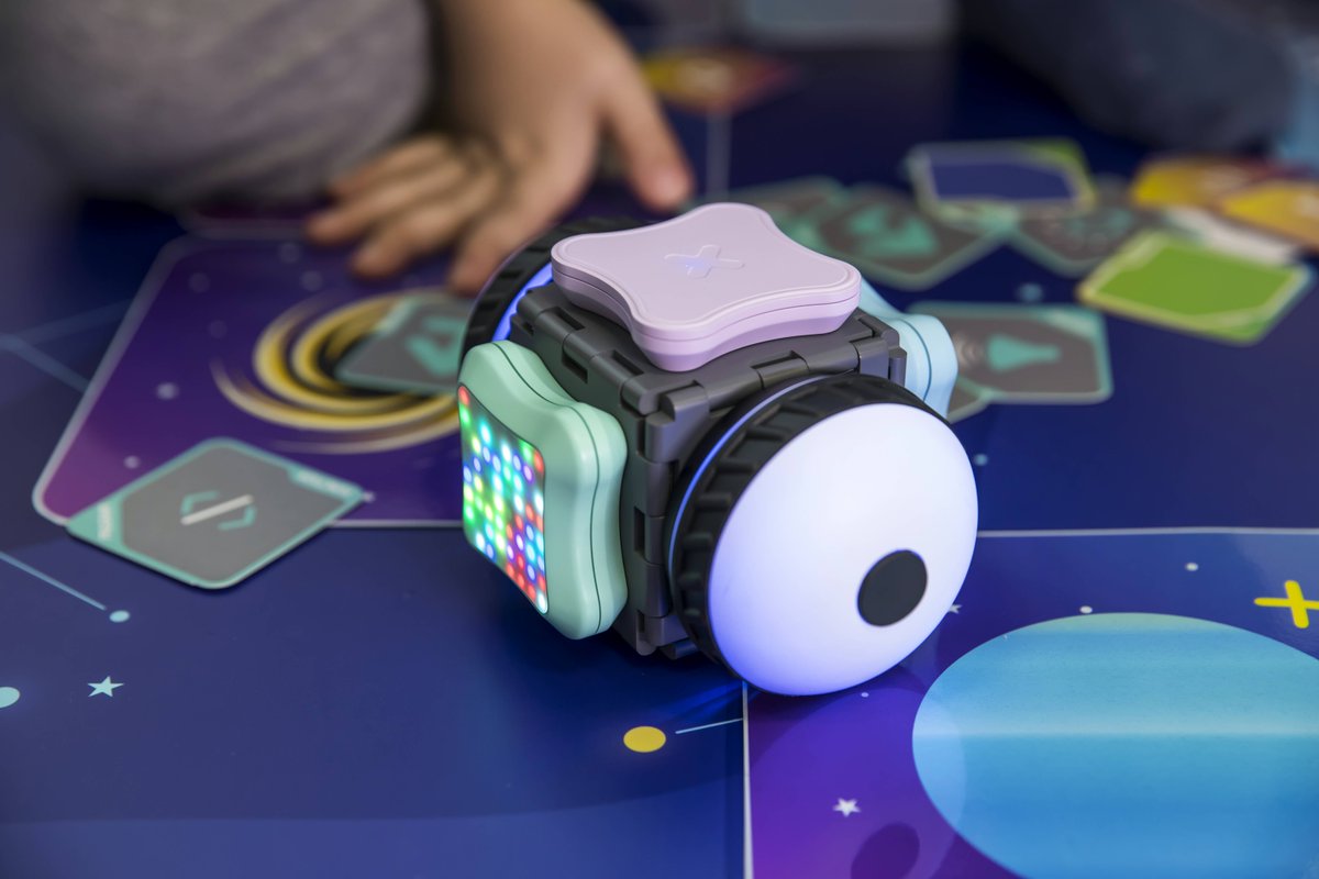 Sparklekits tweet media