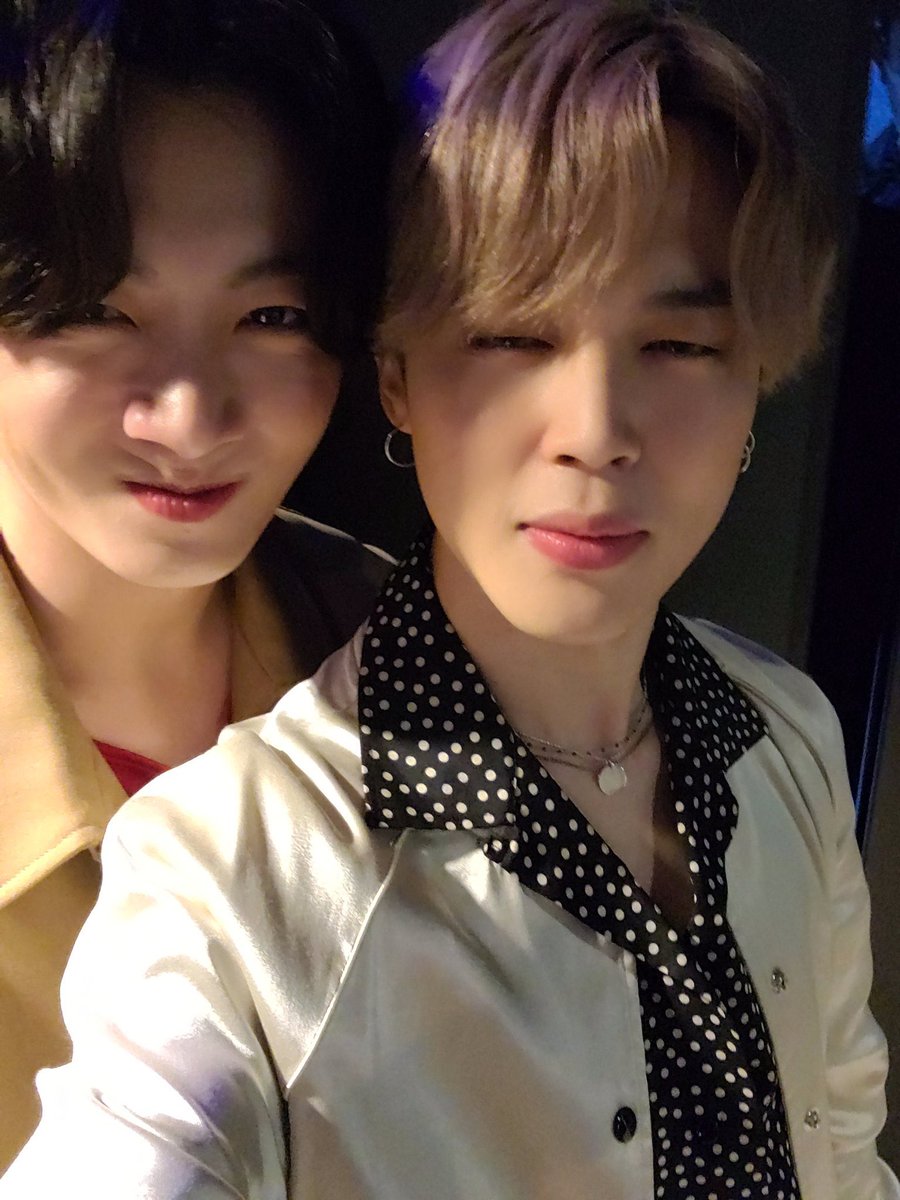 liliekoollects's tweet photo. PLEASE COME HOME 🥺

I’m voting for @BTS_twt for #BBMAsTopSocial https://t.co/LPVsvuk2s5