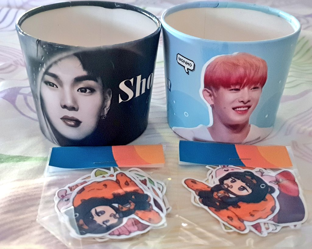 Dumating na sila sakto sa vlive mamaya ng monsta x 😍❤ ang gwapo ng 92 liner nga naman oh 🥰 thank you @mxtruckph #MXTPHFeedback #몬스타엑스