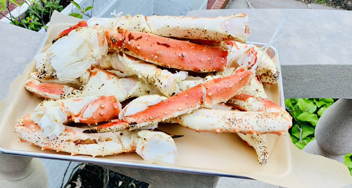 #AlaskanKingCrabLegs #JumboSized #FreshShellFish #FullOfGreatFlavor #EatPGH #TrueCooks Big Thanks @WholeySeafood 🦀🦀🦀👌👌👌