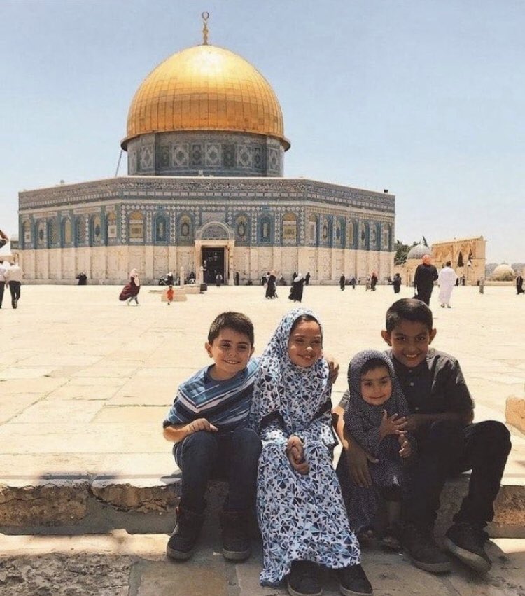 Yaşadığınız zulmün bittiği gün,biz en güzel bayramı hep birlikte kutlayacağız.. #RamazanBayramı #kudüs #MescidiAksa