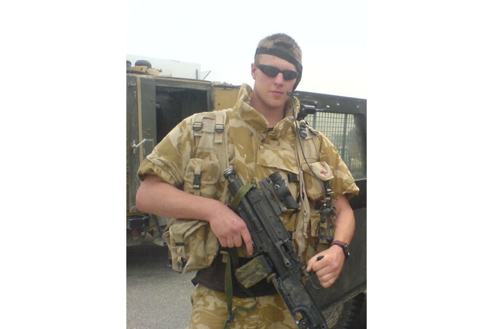 KeyserSosse's tweet photo. May 13th, 2006

Private Adam Morris, aged 19 from Coalville, and Private Joseva Lewaicei, aged 25 from Lautoka, Fiji, both of 2nd Battalion The Royal Anglian Regiment, were killed by an IED blast whilst on patrol in Basra City, Iraq 

Lest we ever Forget these brave men🏴󠁧󠁢󠁥󠁮󠁧󠁿 🇫🇯 🇬🇧 https://t.co/FZ9TK45RdA