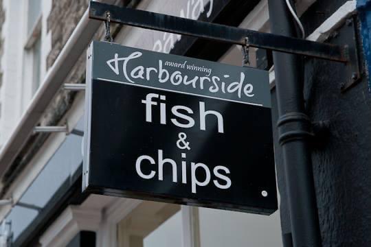 We cannot wait for our restaurant to open indoors and see all our lovely customers return for a sit-down meal. We’ve missed you! In the mean time we are open for takeaway as usual. 
💙 🐟 💙
#fishandchips #takeaway #reataurant