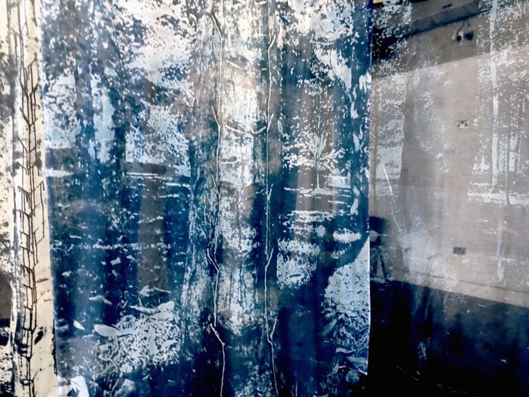 artinliverpool's tweet photo. REVIEW: Liverpool Biennial 2021

“Liverpool @Biennial 2021 confronts us with our history, and in doing that challenges it’s audiences to shift the present – to be more familiar with its identity, and to fix its problems.”

Read more: https://t.co/v8lwh3we7I https://t.co/7jNR2rCUIm