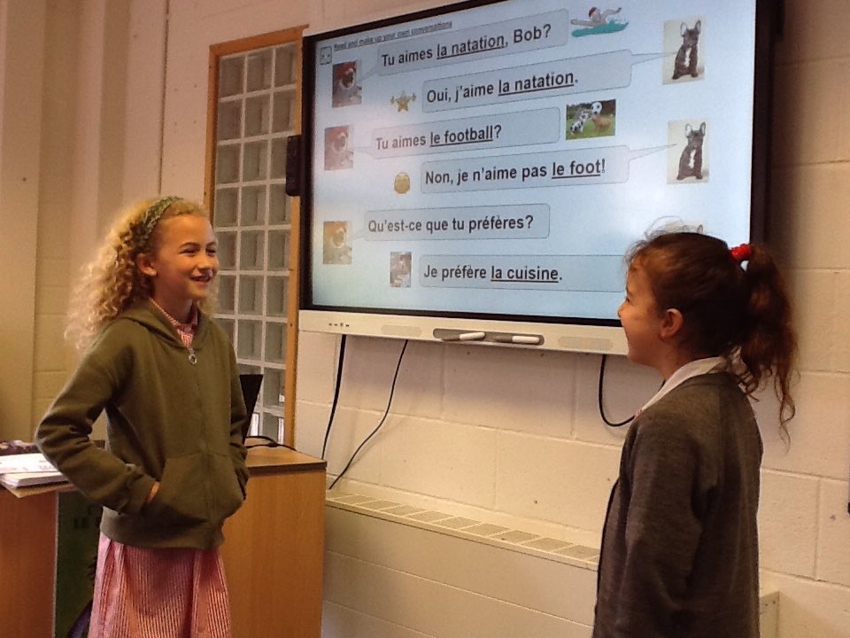 BGS_LanguageDpt's tweet photo. Year 3 pupils have been talking about leisure activities in French. #languages https://t.co/AOsaRb3QcL