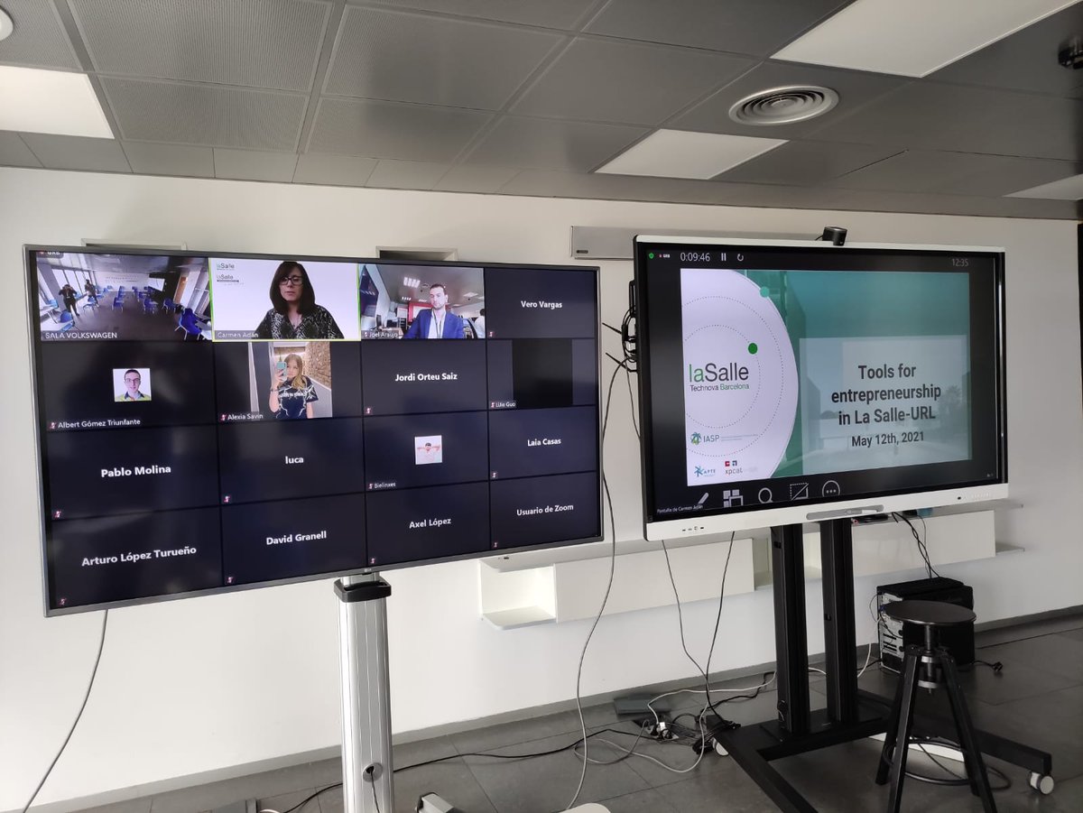 LaSalleTechnova's tweet photo. Yesterday La Salle Technova presented their tools for entrepreneurial students. It was explained what LS Technova is, its accelerator T-Start, and its annual event #TDD4Future
Thanks @msubiratss @StockAgile, @JoelAraujo @LightEyesNews  @CarmenAdan, @polcaubet_ , Veronica Vargas https://t.co/4dPOQJ71pR