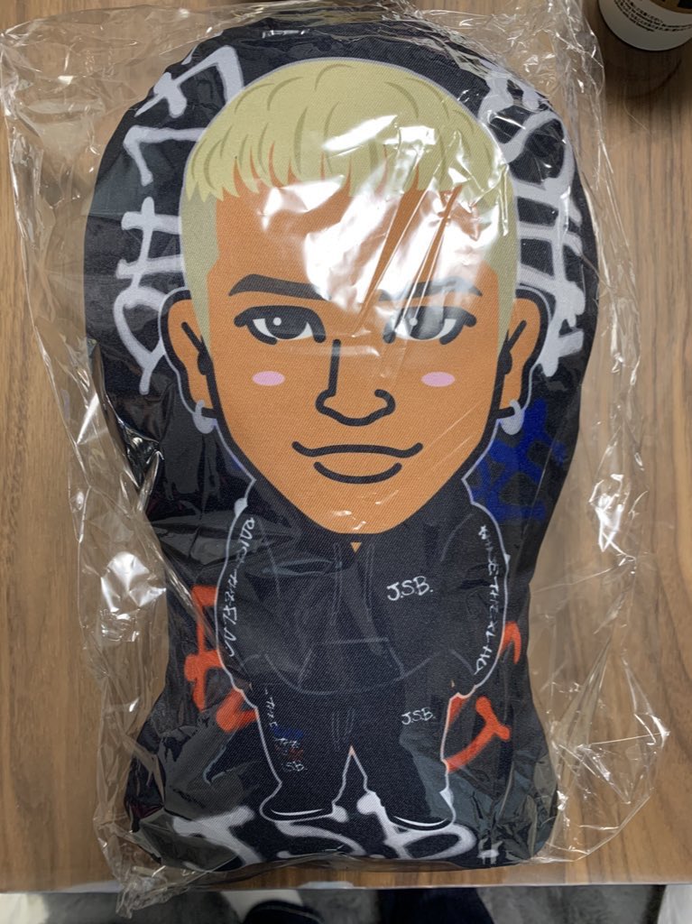 お買得 三代目JSB 岩田剛典 クッション RTF 軍服 asakusa.sub.jp