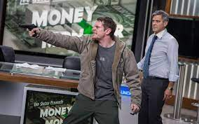 merlinpapin3's tweet photo. Ce soir sur @France3tv 1ère partie , le film #MoneyMonster de #JodieFoster (2016) avec #GeorgeClooney #JuliaRoberts #JackOConnel #CaitrionaBalfe #DominicWest #GiancarloEsposito #EmilyMeade #ChristopherDenham
@Jouxplane83 @FredOL69007 @tbarnaud https://t.co/AqtlRGcSlq