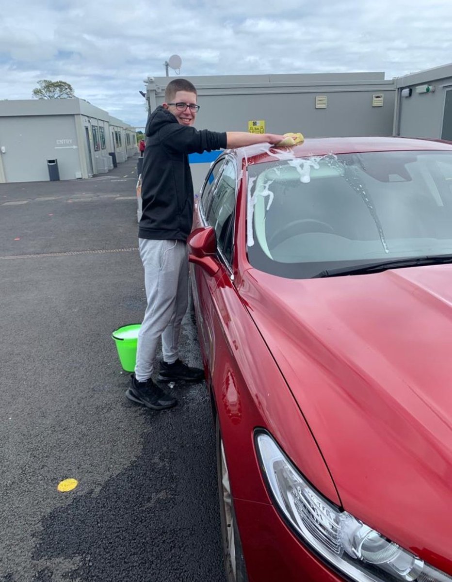 StepasideETSS's tweet image. Our TY&apos;s grafting hard for their #TYWorkExperience 💪

While some are prepping the school for a burst of colour 🎨, others are running a very sophisticated car wash 🧽🚗