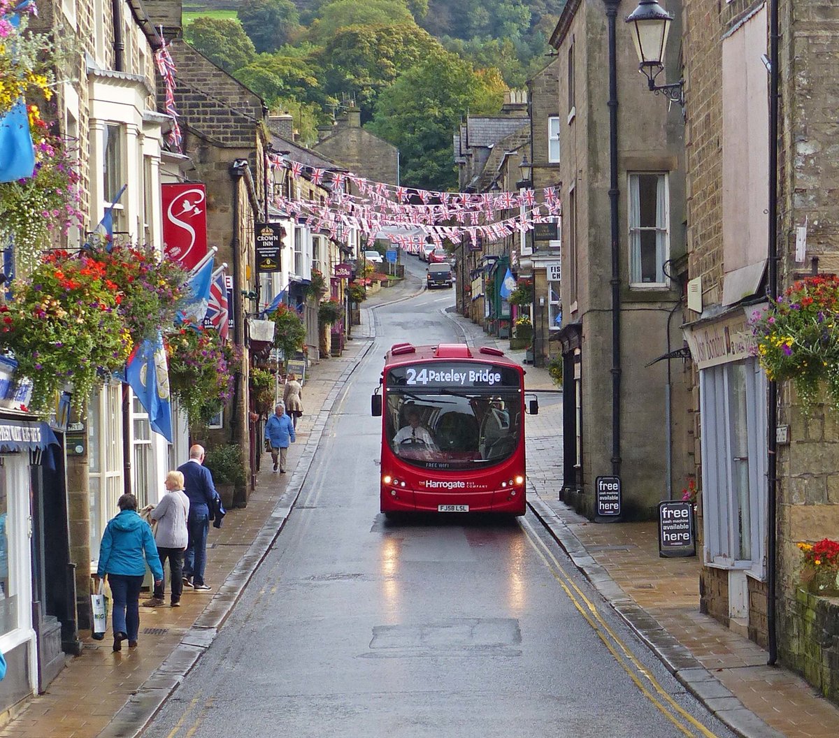 DalesBus (@dalesbus) on Twitter photo .<a href="/harrogatebus/">The Harrogate Bus Company</a> service 24 between Harrogate, Birstwith, Darley & Pateley Bridge will also run on Sundays from this weekend, connecting at Pateley Bridge with <a href="/dalesbus/">DalesBus</a> 821 to Scar House in Upper Nidderdale and double decker <a href="/dalesbus/">DalesBus</a> 822 to Grassington.
dalesbus.org/nidderdale .<a href="/harrogatebus/">The Harrogate Bus Company</a> service 24 between Harrogate, Birstwith, Darley & Pateley Bridge will also run on Sundays from this weekend, connecting at Pateley Bridge with <a href="/dalesbus/">DalesBus</a> 821 to Scar House in Upper Nidderdale and double decker <a href="/dalesbus/">DalesBus</a> 822 to Grassington.
dalesbus.org/nidderdale