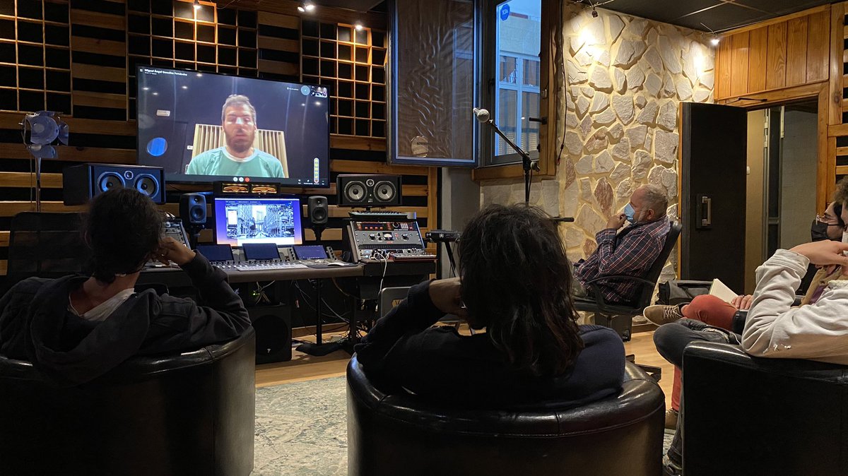 pro_recording's tweet photo. Webinars con @miguelagmastering de @blackboxmastering .... Mastering en Producciรณn Musical @arenadigital #recordingproschool #arenadigital #masterclass #audiomasters #webinar #masteringstudio #recordingstudio #escueladeaudio #audioengineer #estudiodegrabacion https://t.co/6Dd27Hdd8W