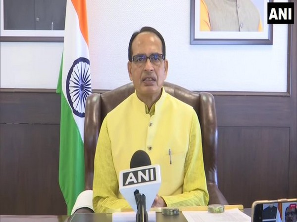 ani_digital's tweet photo. Madhya Pradesh govt announces free education for kids orphaned due to COVID-19

Read @ANI Story | https://t.co/r9WGrqPFXO https://t.co/ZDKeUb2QVo