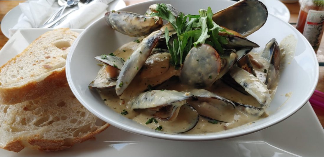 Come treat yourself  with our half price sushi special TODAY from 3PM- 6PM!
Half price sushi every Mon - Fri 3PM - 6PM
See you there!
#capetownetc #capetownlifestyle #capetownsouthafrica #capetownsummer #CapeTownSA #capetownspecials #kalkbay #muizenbergbeach #southernsuburbs