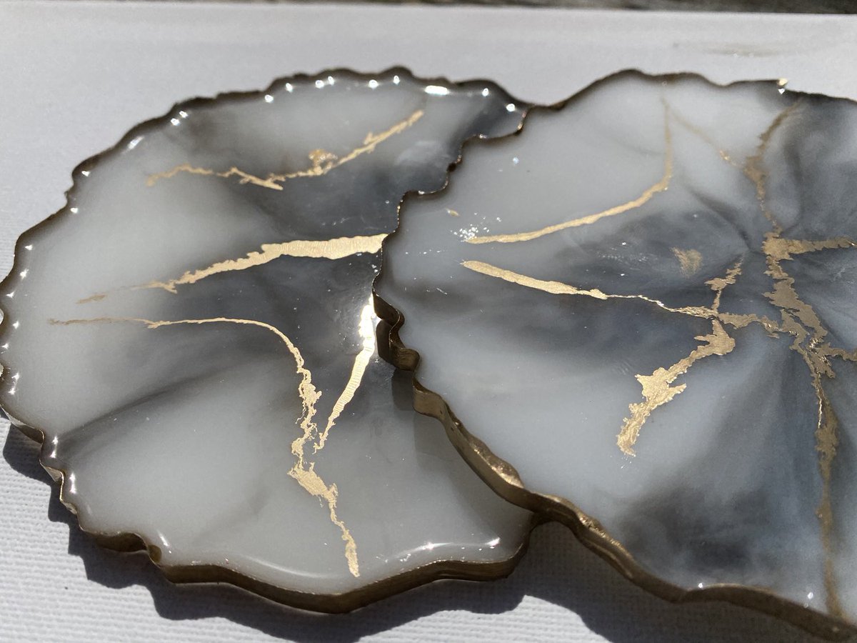 sunris3e's tweet photo. Excited to share the latest addition to my #etsy shop: 2x Marble effect resin coasters, with a touch of gold. Handmade for you, drink with style! Home decor, drinks, coaster, home essentials. https://t.co/0BQnVrEsTf https://t.co/BI0lSHpzHn