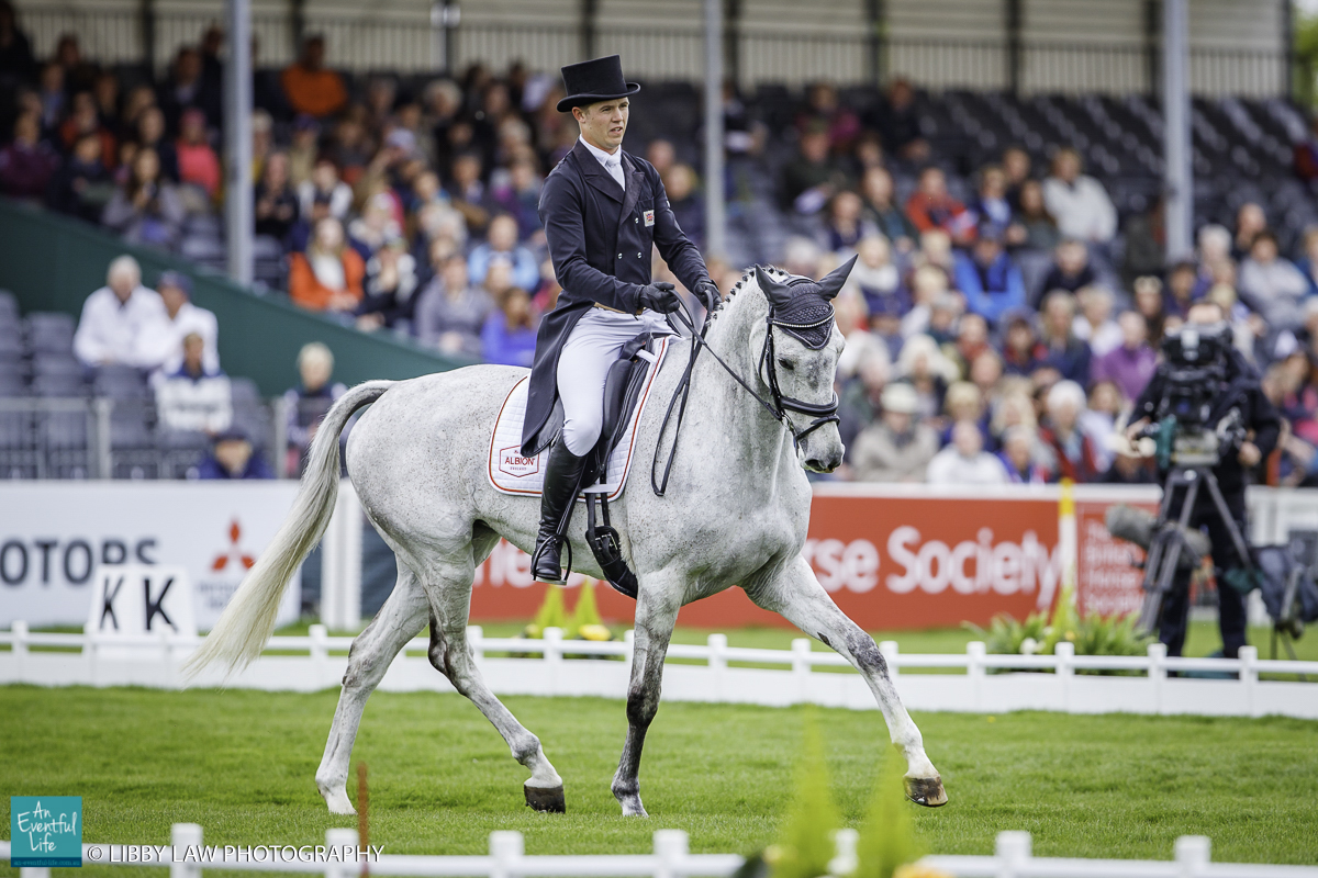 eventfulifebook's tweet photo. “I started crying in the wash down area, having just completed the cross-country for the first time in 2018”. @will_furlong and @LiciHawker look back on their Badminton experiences in the latest #TeamWindrush blog https://t.co/SYMxXszS0y #eventing https://t.co/r6jryhcI6y