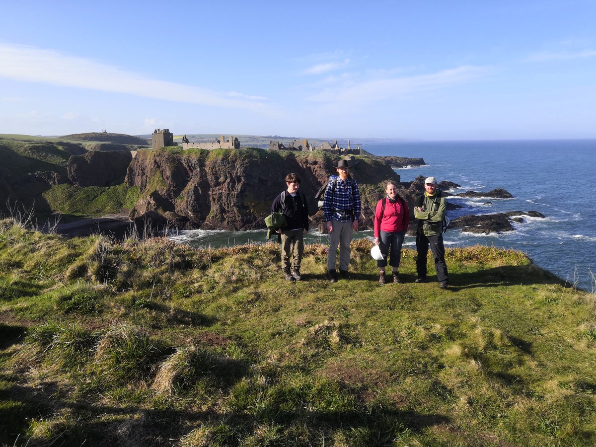 And the field work begins with the <a href="/FafFclyde/">FAFFclyde</a> team! (Dunnottar Castle for scale)
